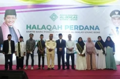 Hadir di Bone, Manajemen Ponpes Al-Ikhlas Ujung Dipuji Bupati A Fahsar