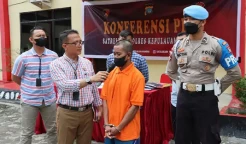 Pria 43 Tahun Cabuli...