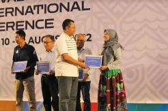 Wakil Bupati Maros dan Pangkep Raih Penghargaan Pengembangan Geopark