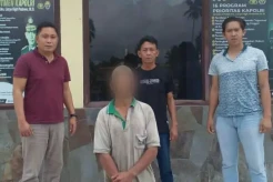 Tak Tahan Dianiaya,...