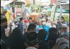 Anaknya Meninggal di...