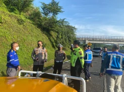 Tabrakan Maut yang Sebabkan 5 Korban Tewas di Tol Bawen-Ungaran, Diduga karena Sopir Mengantuk