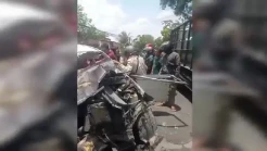 Tabrakan Maut Truk vs Mobil di Bojonegoro Akibatkan 3 Tewas dan 3 Luka Parah