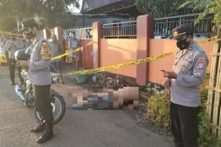 Pria di Maros Ditemukan Tewas di Tepi Jalan, Keluarga Histeris Lihat Jasad Korban
