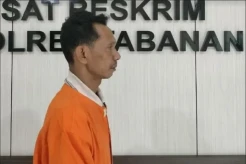 Ini Tampang Ayah Bejat...