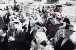 5 Orang yang Mengaku sebagai Time Traveler, Ada yang Berfoto dengan Dirinya pada Masa Depan