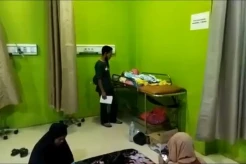 2 Anak-anak dan Seorang Bidan Tertimpa Pohon Tumbang di Sinjai