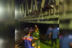 Mabuk-mabukan Usai Terima...