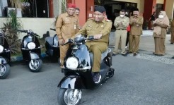 Pemkab Sumenep Jadi Pemda Pertama Gunakan Kendaraan Listrik untuk Operasional ASN