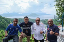 Nikmati Keindahan Pulau Maitara, Sandiaga Uno: Ini Daya Tarik Wisata Ternate