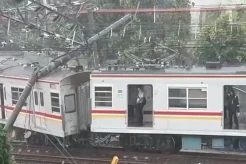 Imbas KRL Anjlok di Kampung Bandan, Kereta Cikarang Hanya Sampai Senen dan Tanah Abang