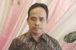 Kontekstualisasi Mata...