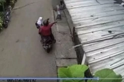 Polisi Buru Pelaku Pelecehan...