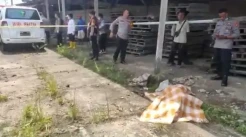 Kendari Geger! Mayat Pria Tanpa Identitas Tergeletak di Depan Gudang Meubel