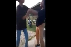Viral 2 Remaja Putri Berkelahi Jadi Tontonan Warga Muna