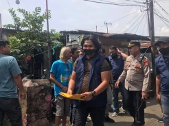 Densus 88 Gerebek Rumah...