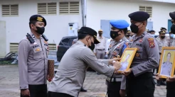 3 Anggota Polresta Jambi...