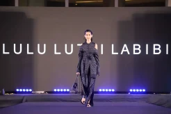 Paduan Tenun Sutra Thailand dan Lurik Jawa Melenggang di Thai Silk Fashion Week