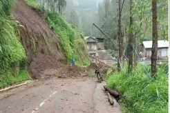 Longsor Terjang Lembang Miallo Tana Toraja, 8 Rumah Rusak, 2 Warga Luka Berat
