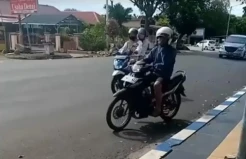 Geger! Pria Cabul Pamer...