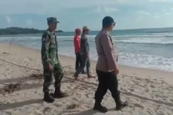 Gelombang Tinggi di Pesisir Banten Telan Korban, 1 Wisatawan Hilang Terseret Ombak