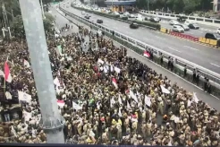 Tumpah Ruah, Massa Aksi Perangkat Desa Bikin Macet Lalin Arah Slipi