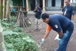 Ngeri! 2 Petani Duel Carok hingga Terkapar Bersimbah Darah Gegara Cemburu