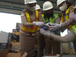 Cegah Virus Masuk ke Sumut, Barang Impor Diperiksa Ketat