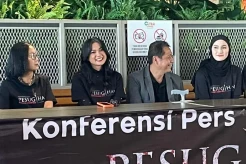 Tak Kuasa Tolak Rayuan...