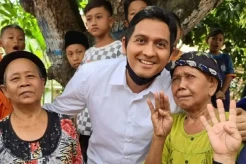 Mundur dari Jabatan...