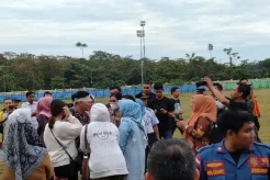 Tangis Haru Pecah saat 2 Korban Terakhir Helikopter Jatuh Dievakuasi ke Merangin