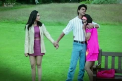 6 Film India dengan...