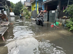 3 Hari Diguyur Hujan Deras, Karawang Terendam Banjir