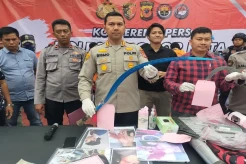 Dendam, 2 Remaja di...