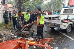 Memilukan! Ayah dan Anak Tewas Ditabrak Bus saat Berangkat ke Sekolah