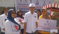 Yusuf Lakaseng: Pembagian Gerobak Bukti Nyata Kepedulian Partai Perindo