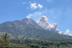 Gunung Merapi Meletus di Sabtu Legi, Ini Penampakannya