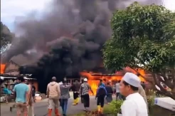 Kebakaran Hebat Landa Kampung Arul Kumer Aceh Tengah, 3 Rumah Ludes Terbakar