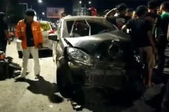 Tabrakan Beruntun 4 Mobil dan 1 Motor Gegerkan Warga Makassar