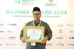 Rektor UIN Walisongo Raih Penghargaan BAZNAS Award 2023 Kategori Cendekiawan Muslim Pendukung Zakat
