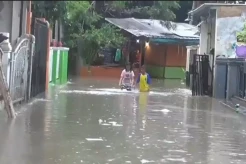 Hari Pertama Puasa Ramadan, Warga Soreang Bandung Kebanjiran