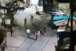 Makassar Mencekam! 2 Kelompok Pemuda Saling Serang Pakai Panah dan Batu