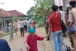 Mencekam! Kericuhan Pendukung Kades Pecah di Bangkalan, Rombongan Pria Berdatangan Bawa Celurit