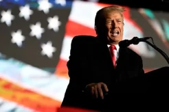 Donald Trump Terkejut...