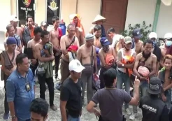120 Preman dan 5 Pasangan...