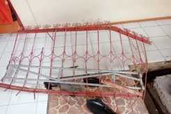 Kecanduan Judi Slot, 2 Pemuda di Jambi Nekad Nyolong Besi di Klenteng