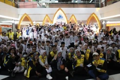 Jelang Lebaran, 3.000 Anak Yatim Diajak Belanja Serentak di Mal