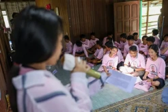 Latih Percaya Diri,...