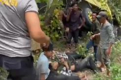 Truk Angkut 47 Orang Terjun ke Jurang di Aceh Besar, 4 Tewas