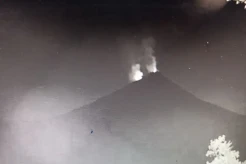 Gunung Karangetang Turun Status Waspada, Warga Tetap Dilarang Dekati Kawah